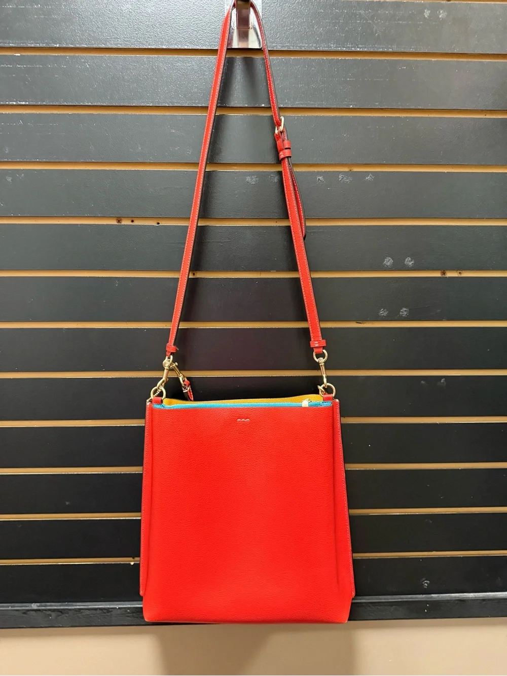 Coach Mollie Bucket Bag Miami Red Pebbled Leather Crossbody Shoulder CA214